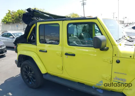 2023 Jeep Wrangler Sahara 4Xe из США, поврежденный, VIN 1C4JJXP61PW525323